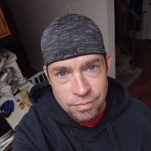 Meet your Posher, Cliff